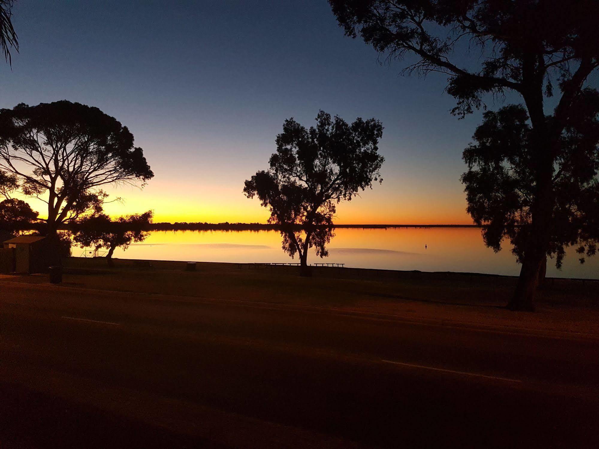 Barmera Lake Resort Motel Luaran gambar